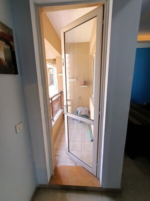 Bathroom in 3 BHK Apartment at Jaypee Greens Kosmos, Sector 134 – for Rent