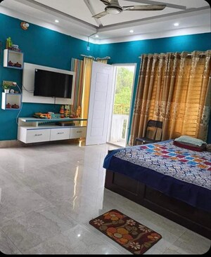  Pg For Rent in Viraj Khand