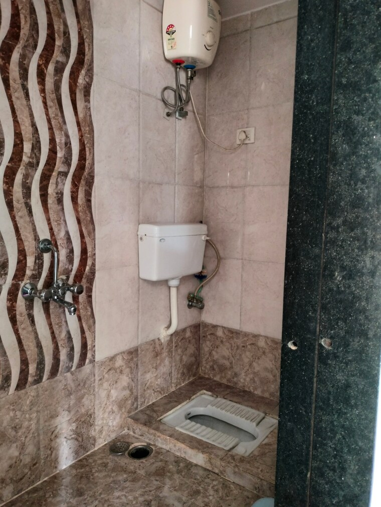 Bathroom, shubh-vihar 1 Bedroom 647 Sq.Ft. Apartment In Wadgaon Sheri Pune 9718095