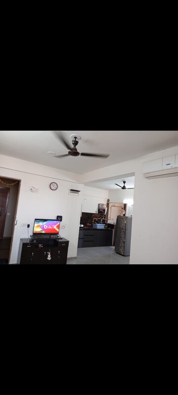 Team Area in 3 BHK Apartment at Shiv Green, Ghuma – for Rent