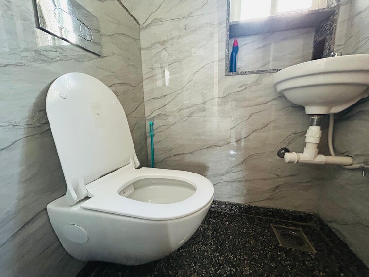 Bathroom, suncity-apartment 1.5 Bedroom 700 Sq.Ft. Apartment In Anand Nagar Pune 9718166