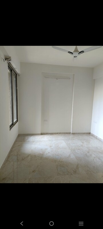 Room in 3 BHK Apartment at Shafalya Veritas, Sola – for Rent