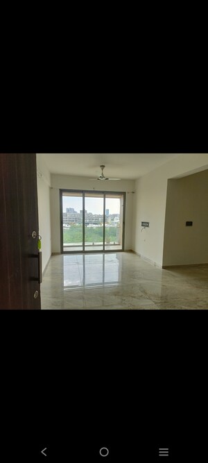 Room in 3 BHK Apartment at Shafalya Veritas, Sola – for Rent