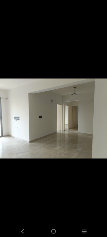 Room in 3 BHK Apartment at Shafalya Veritas, Sola – for Rent