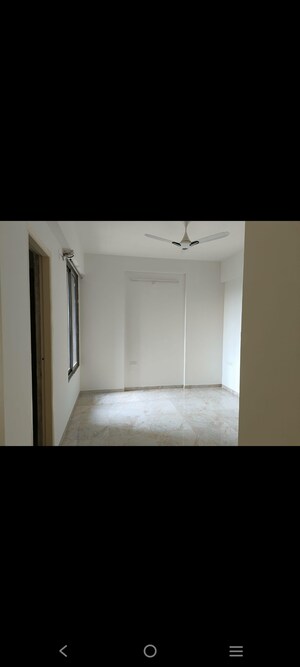 Room in 3 BHK Apartment at Shafalya Veritas, Sola – for Rent