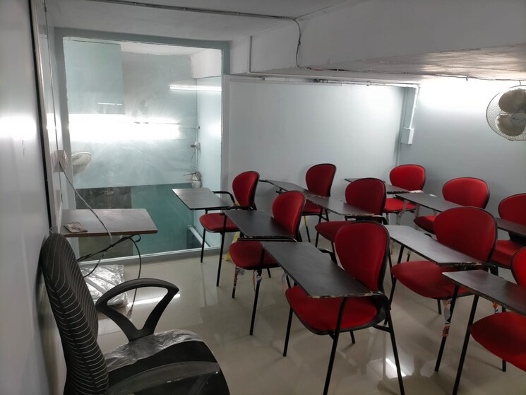 Team Area, kohinoor-city-phase-i Commercial Office Space 600 Sq.Ft. In Kurla Mumbai 9718330