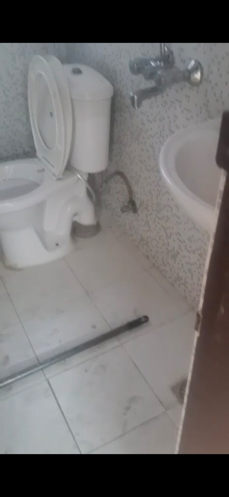 Bathroom, bptp-park-elite-floors 3 Bedroom 1400 Sq.Ft. Builder Floor In Sector 85 Faridabad 9718419