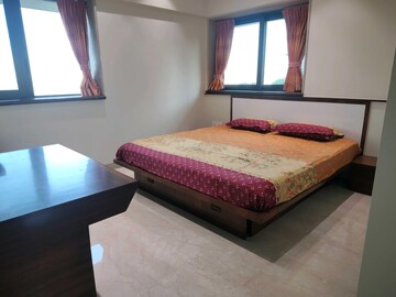 Bedroom in 2 BHK Apartment at Prabhadevi CHS, Prabhadevi – for Rent