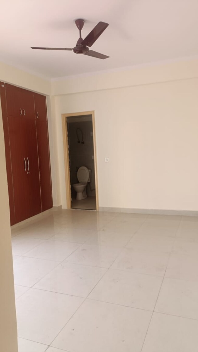 Room, maxblis-white-house 3 Bedroom 1390 Sq.Ft. Apartment In Sector 75 Noida 9718423