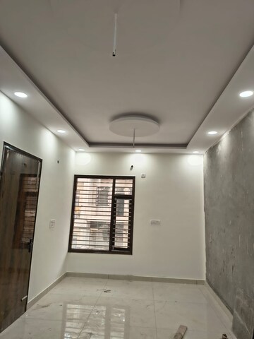 1 BHK Apartment For Rent in Vip Road