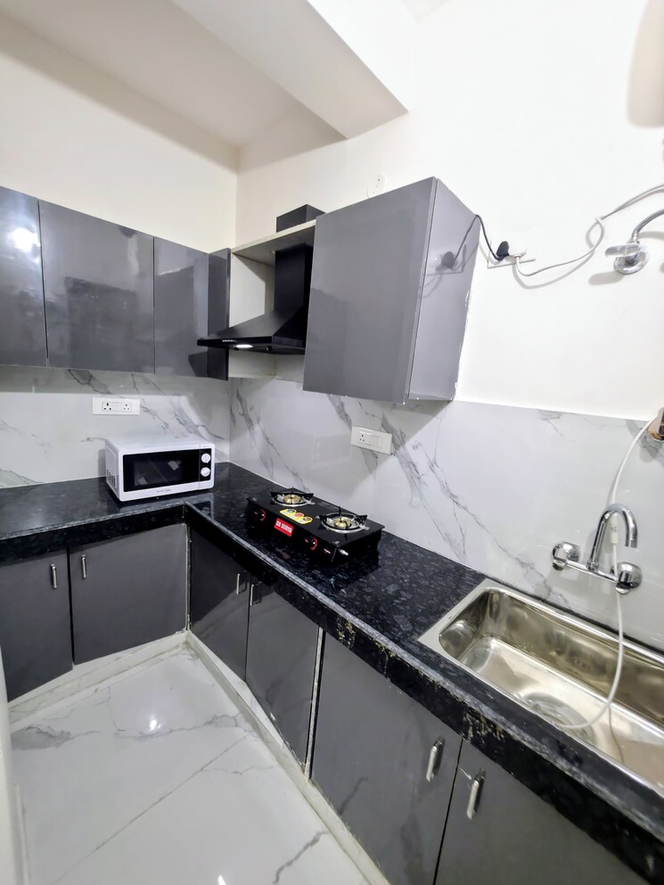 Kitchen, sector 40 1 Bedroom 748 Sq.Ft. Builder Floor In Sector 40 Gurgaon 9718700