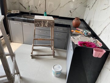 Furnished Amenities in 2 BHK Apartment at Matunga – for Rent