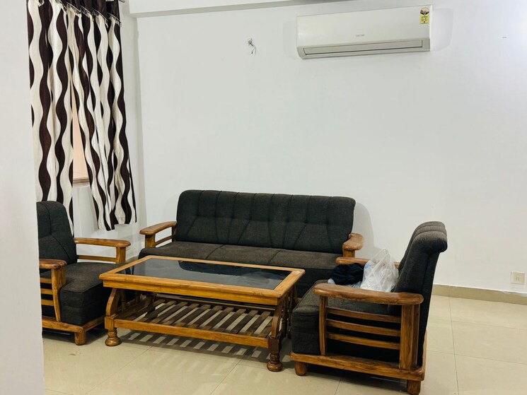 Bedroom, sushant golf city 2 Bedroom 844 Sq.Ft. Apartment In Sushant Golf City Lucknow 9718910