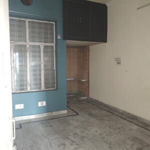 Room in  Pg at Gomti Nagar – for Rent