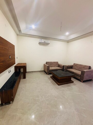 Living Room in 1 BHK Builder Floor at Sector 45 – for Rent