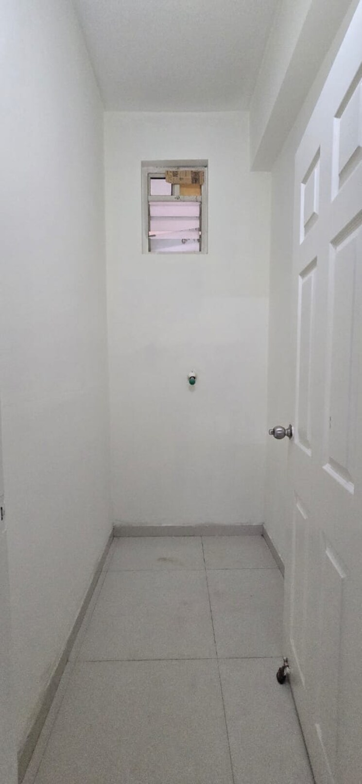 Bathroom, shubham-blooms 3 Bedroom 2200 Sq.Ft. Apartment In Serilingampally Hyderabad 9718933