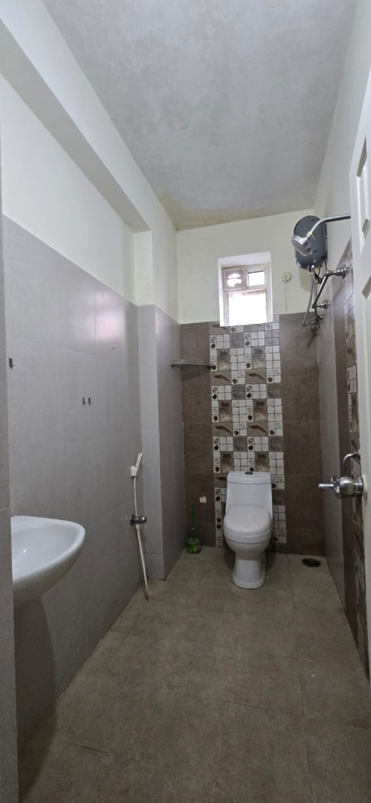 Bathroom, shubham-blooms 3 Bedroom 2200 Sq.Ft. Apartment In Serilingampally Hyderabad 9718933
