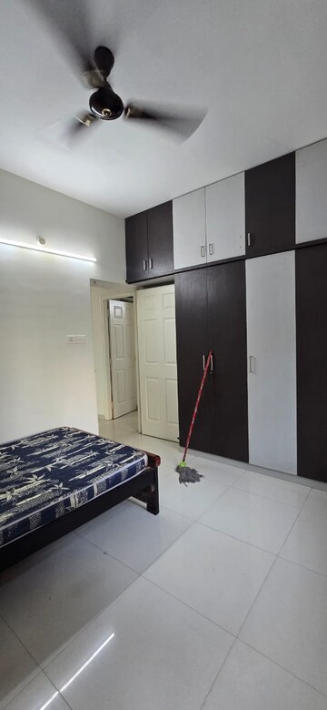 Bedroom in 3 BHK Apartment at Shubham Blooms, Serilingampally – for Rent