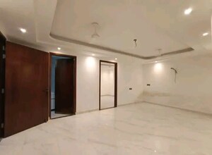 Room in 3 BHK Builder Floor at Chattarpur – for Rent