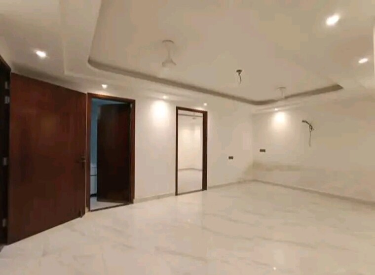 Room, chattarpur 3 Bedroom 1250 Sq.Ft. Builder Floor In Chattarpur Delhi 9718938
