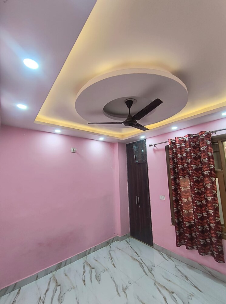 Bedroom, vishwas park 1 Bedroom 40 Sq.Yd. Builder Floor In Vishwas Park Delhi 9718948