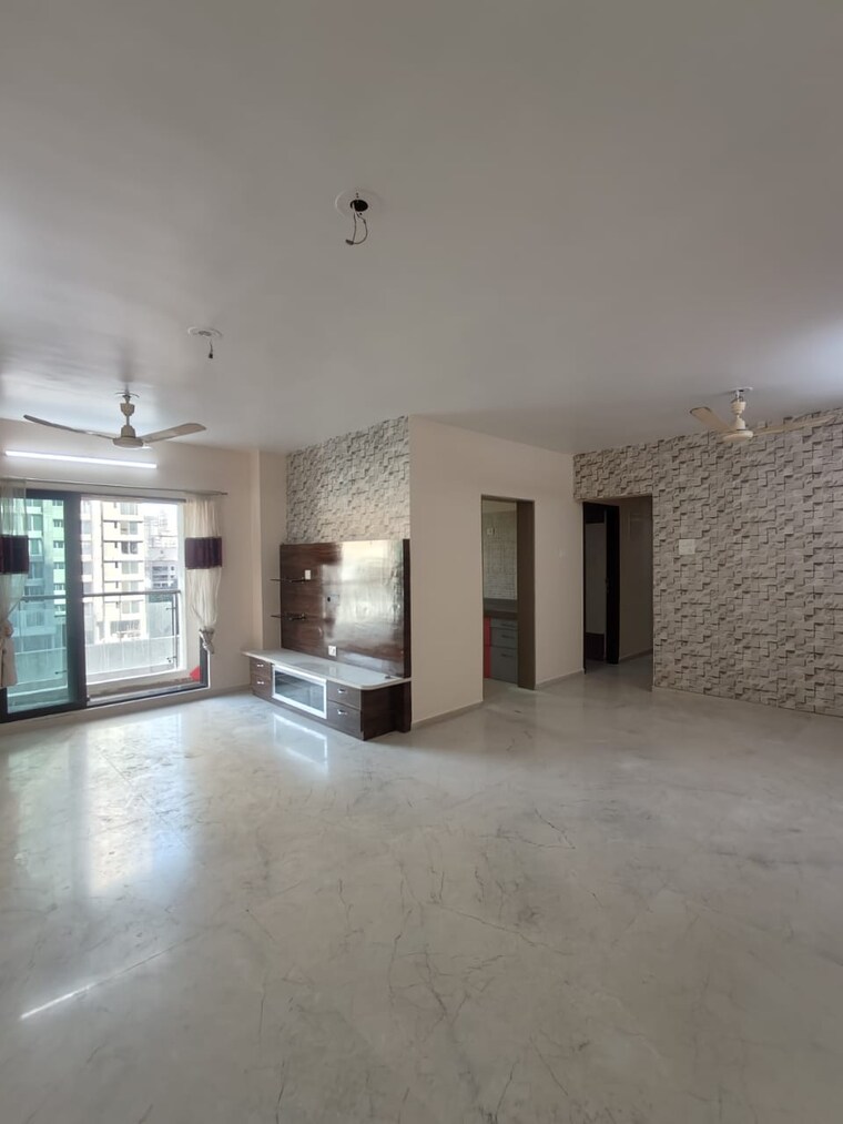 Room, dosti-vidisha 2.5 Bedroom 900 Sq.Ft. Apartment In Ghodbunder Road Thane 9718949