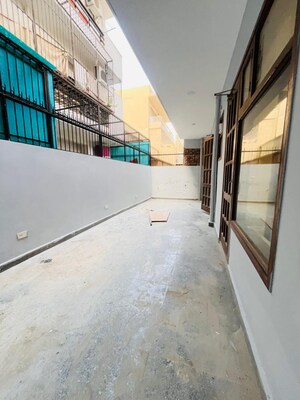 Balcony in 3 BHK Builder Floor at Sector 46 – for Rent