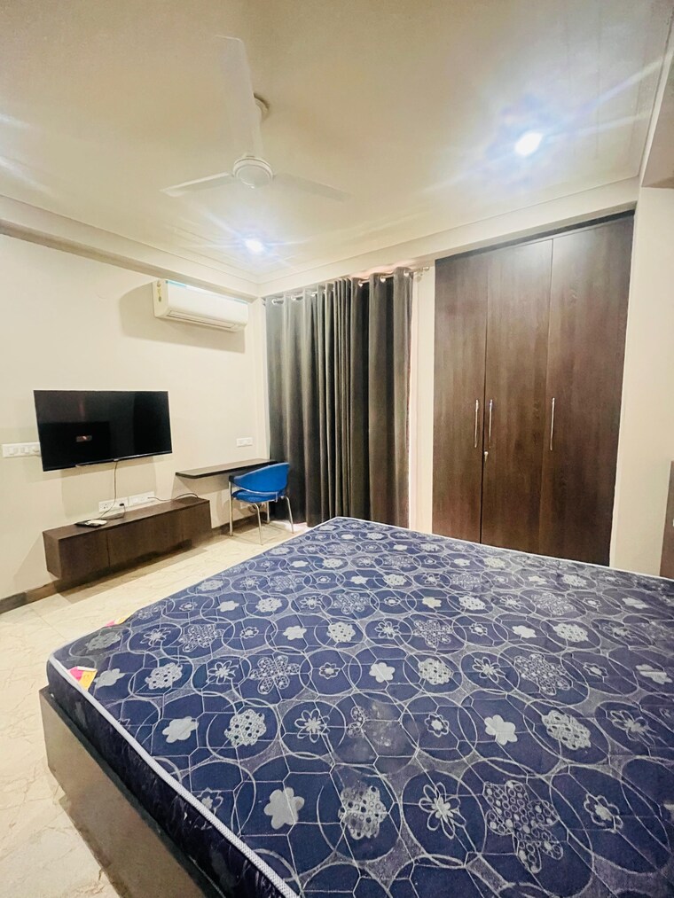 Bedroom, sector 45 1 Bedroom 747 Sq.Ft. Builder Floor In Sector 45 Gurgaon 9718959