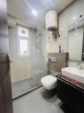 Bathroom in 1 BHK Builder Floor at Sector 45 – for Rent