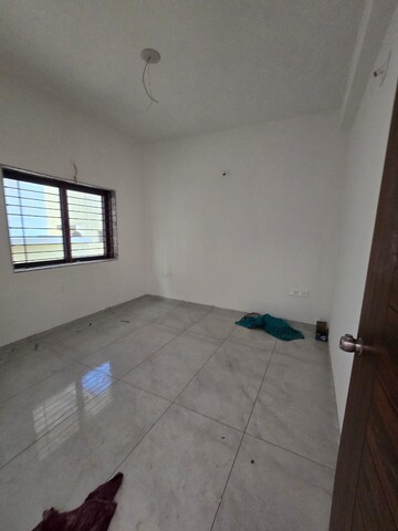 2 BHK Independent House For Rent in New Vip Road