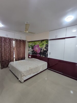Bedroom in 2.5 BHK Apartment at Dosti Vidisha, Ghodbunder Road – for Rent