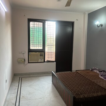 Bedroom in 4 BHK Villa at Opulence Villas, Sector 51 – for Rent