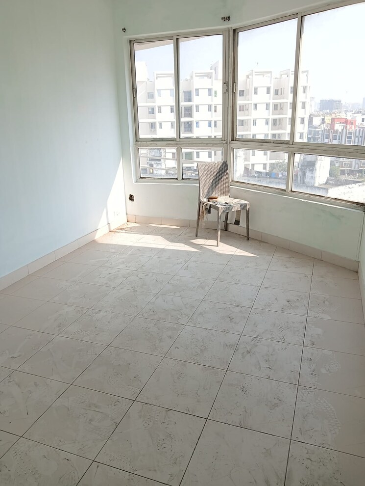 Balcony, sristi-plaza 3 Bedroom 1260 Sq.Ft. Apartment In Chinar Park Kolkata 9719004