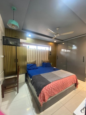 Bedroom in 2 BHK Apartment at Wellington Mews, Koregaon Park – for Rent