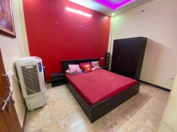 Furnished Amenities in  Pg at Vineet Khand – for Rent