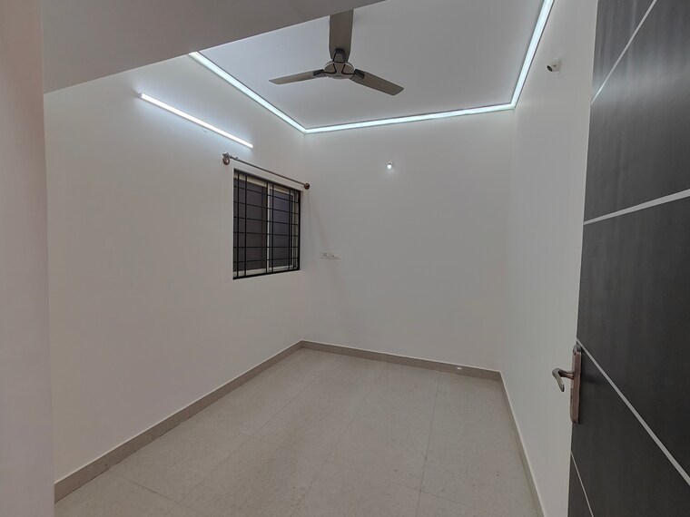 Room, frazer town 2.5 Bedroom 1200 Sq.Ft. Apartment In Frazer Town Bangalore 9719029