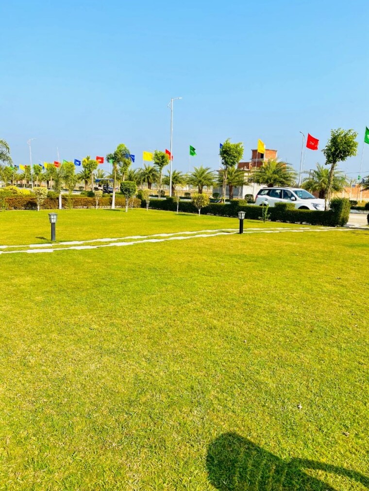 Garden, wing-lucknow-greens-plots  1800 Sq.Ft. Plot In Sultanpur Road Lucknow 9719033