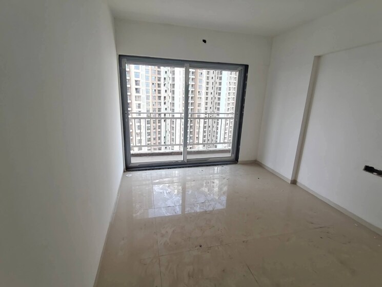 Room, kalyan west 2 Bedroom 1250 Sq.Ft. Apartment In Kalyan West Thane 9719035