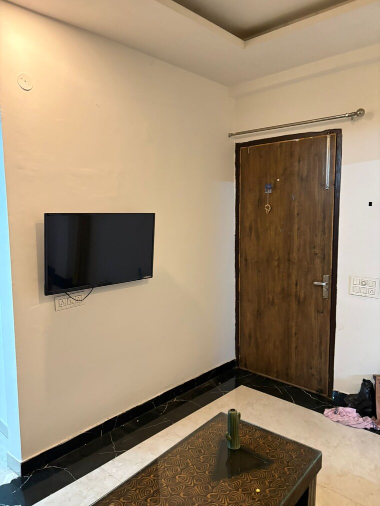 Room, sector 46 1 Bedroom 751 Sq.Ft. Builder Floor In Sector 46 Gurgaon 9719039