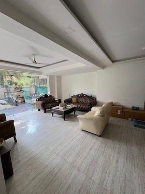 1 BHK Builder Floor For Rent in Sector 46