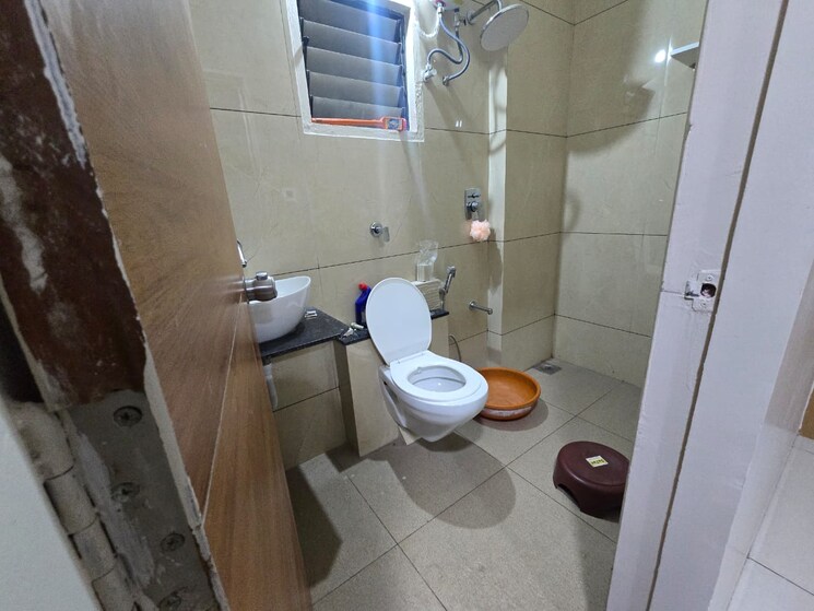 Bathroom, harni 2 Bedroom 1230 Sq.Ft. Apartment In Harni Vadodara 9719051