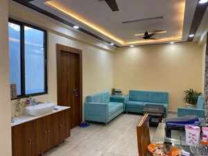  Pg For Rent in Viram Khand