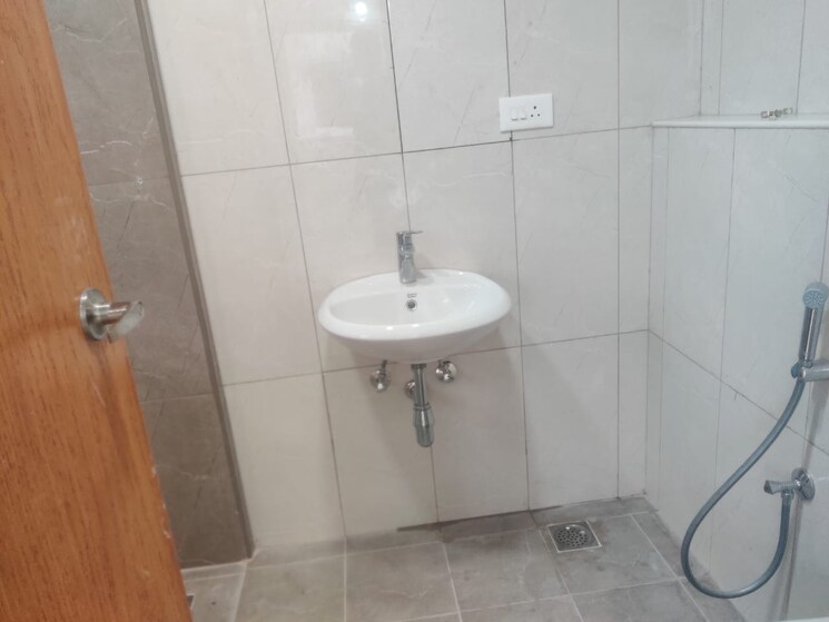 Bathroom, indis-viva-city 3 Bedroom 2000 Sq.Ft. Apartment In Kondapur Hyderabad 9719059