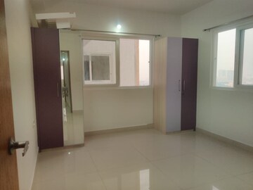 Room in 3 BHK Apartment at INDIS Viva City, Kondapur – for Rent