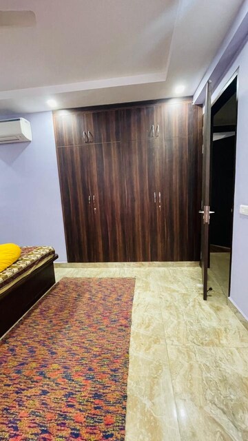 Room in  Pg at Vikash Khand – for Rent