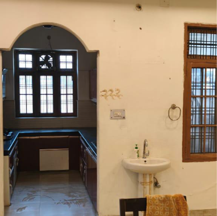Kitchen, gomti nagar Pg For Girls In Gomti Nagar 9719064