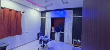 Master Bedroom in 2 BHK Builder Floor at Kondapur – for Rent