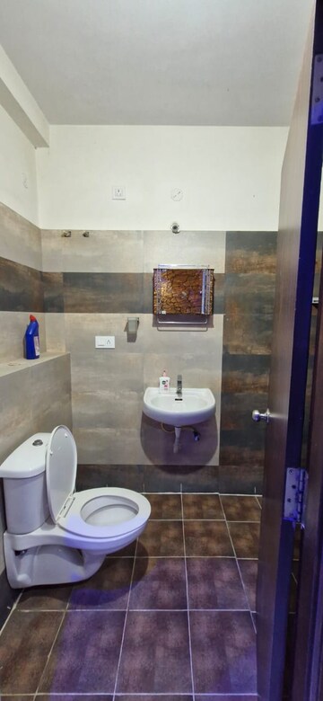 Bathroom in 2 BHK Builder Floor at Kondapur – for Rent