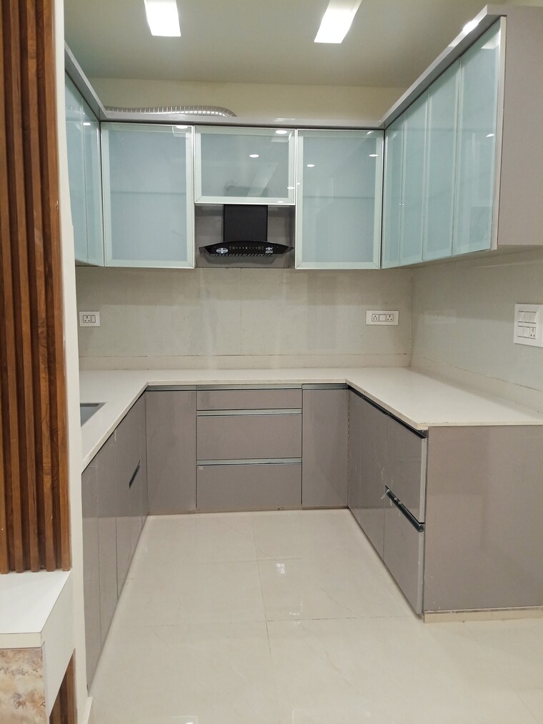 Kitchen, dwarka mor 3 Bedroom 1000 Sq.Ft. Apartment In Dwarka Mor Delhi 9719070