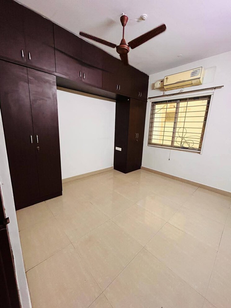 Room, kondapur 3 Bedroom 1600 Sq.Ft. Apartment In Kondapur Hyderabad 9719110